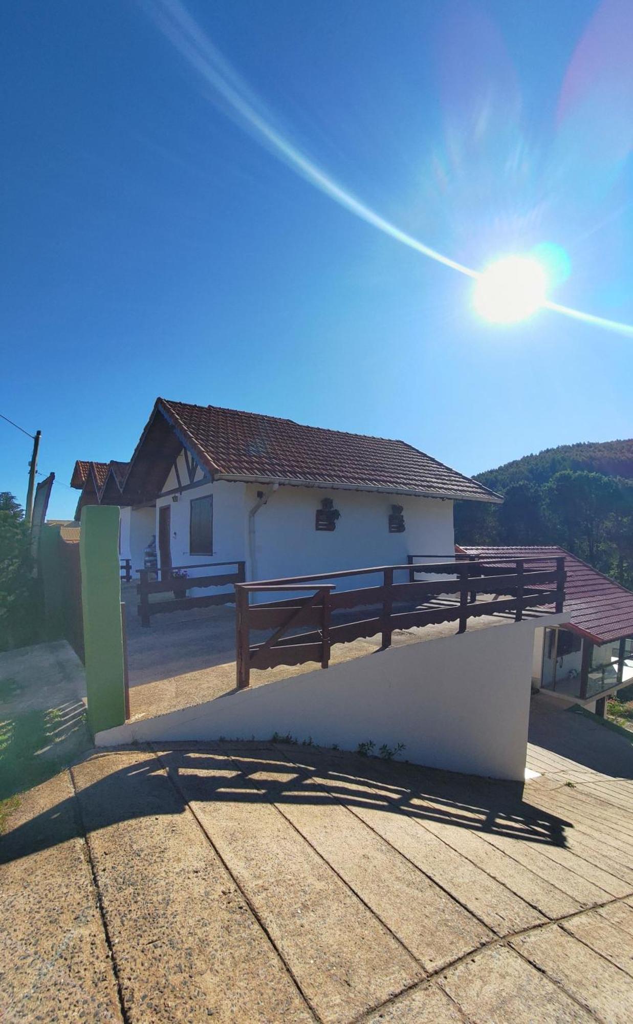 Chales Leopoldo Em Monte Verde Bagian luar foto