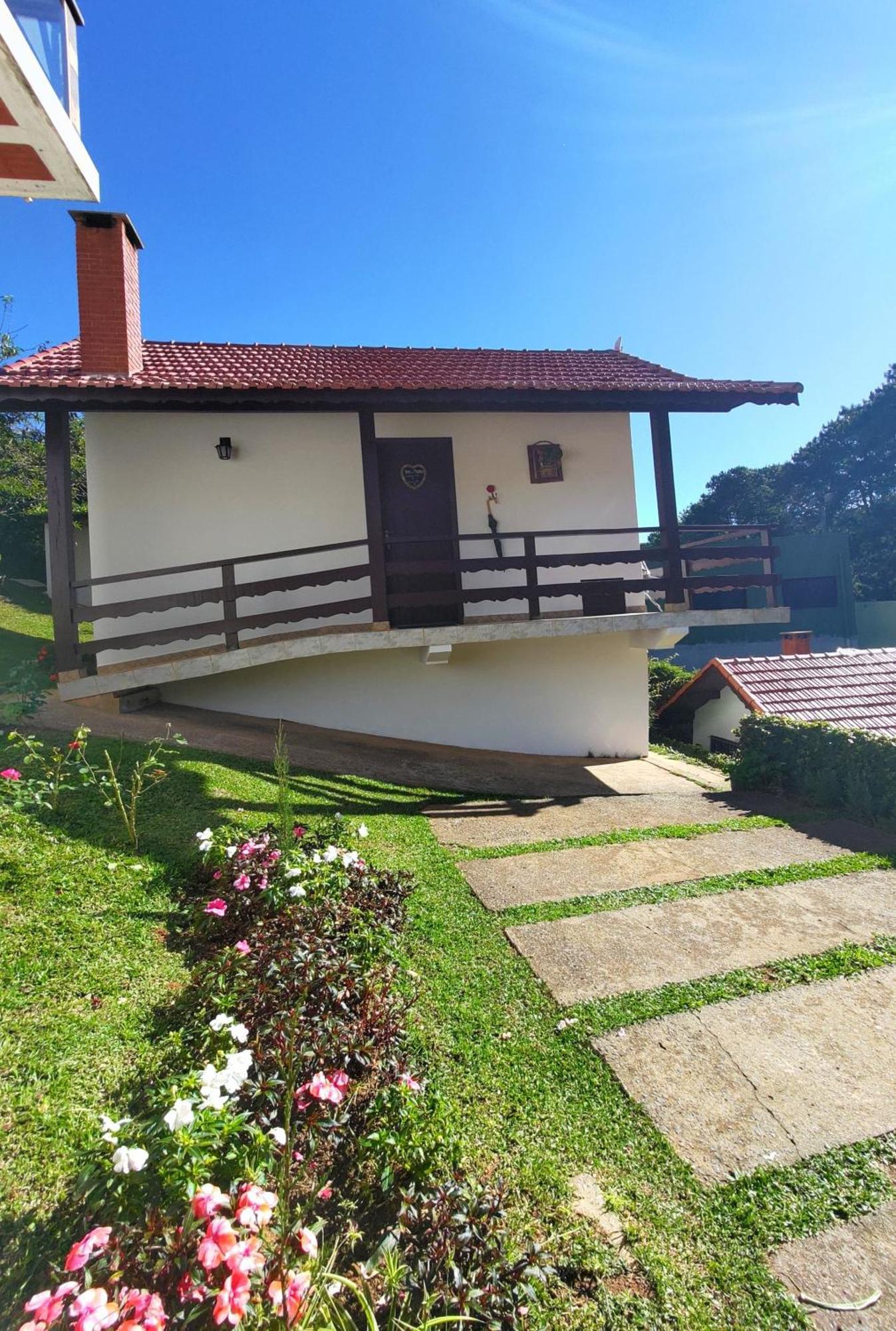 Chales Leopoldo Em Monte Verde Bagian luar foto